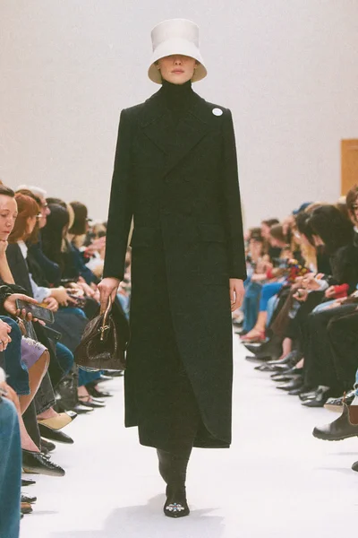 Look 26
